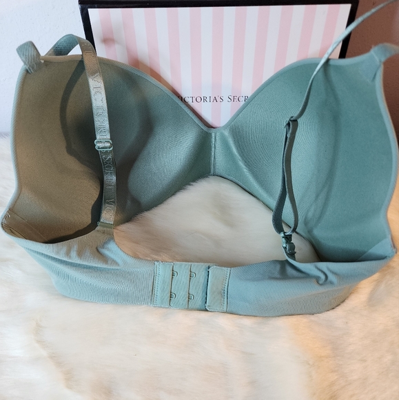 5 for $25: Victoria's Secret THE T-SHIRT Lightly Lined Pointelle Wireless Bra - Picture 5 of 7